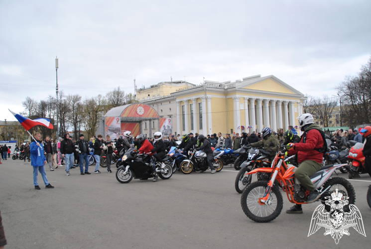 В Кировской области росгвардейцы обеспечили охрану общественного порядка во время праздничных мероприятий