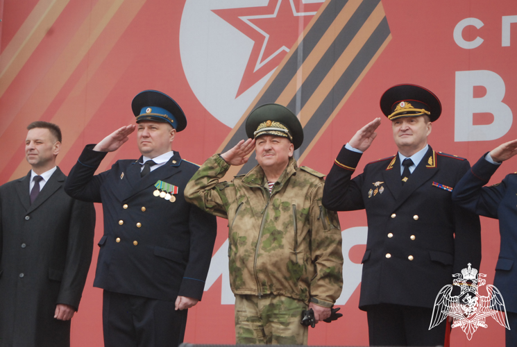 В Кировской области росгвардейцы обеспечили охрану общественного порядка во время праздничных мероприятий