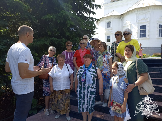 В Кирове ветеран Росгвардии провел экскурсию в рамках городского проекта "Семь чудес Первомайского района" 