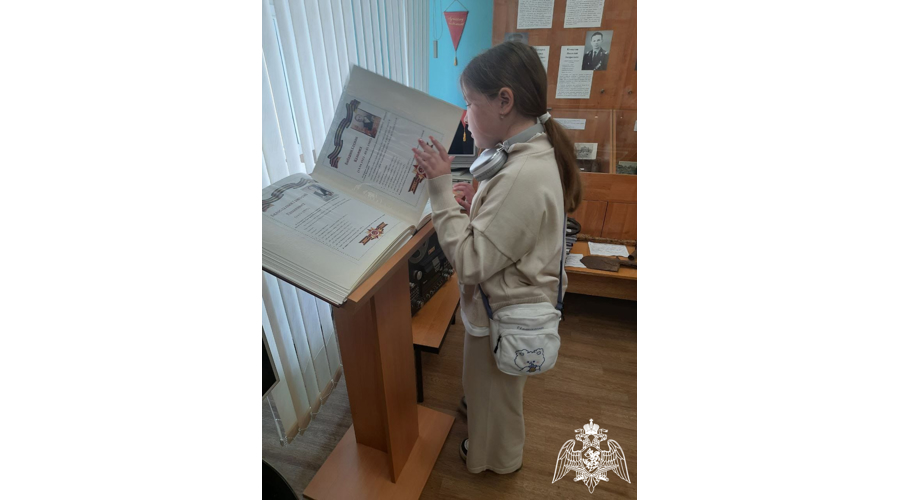 В отделе вневедомственной охраны по городу Кирову прошел День открытых дверей в честь Дня России