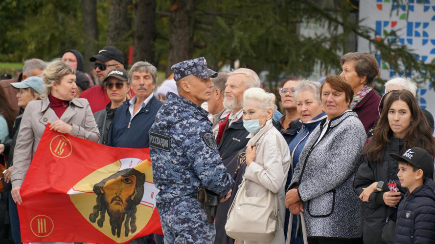 Росгвардейцы обеспечили общественный порядок и безопасность участников праздничных мероприятий, посвященных 650-летию Кирова