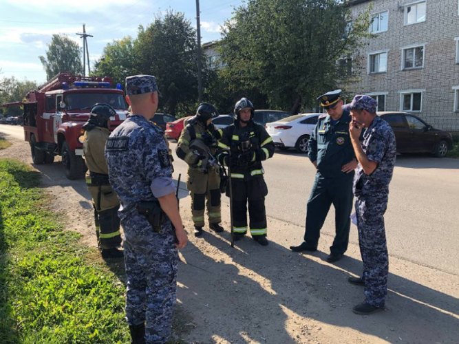 В Кировской области прошли пожарно-тактические учения Росгвардии и МЧС