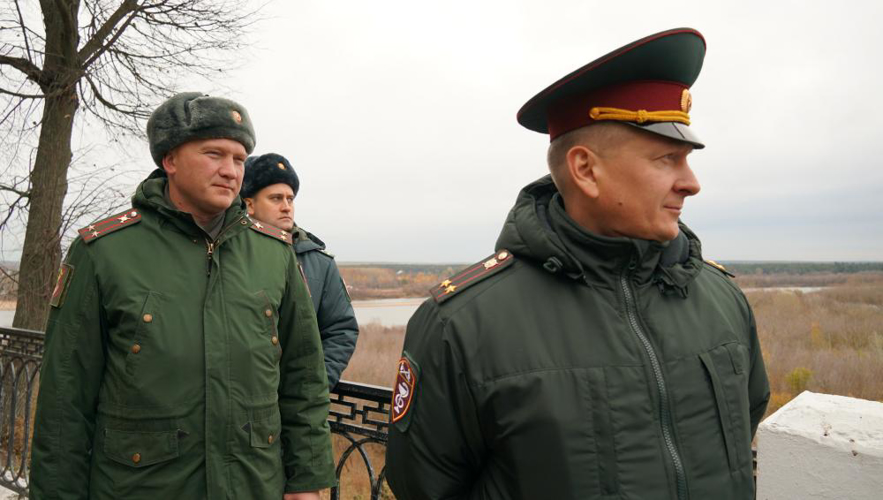 В Кирове офицеры Росгвардии приняли участие в работе круглого стола в рамках Свято-Трифоновских образовательных чтений
