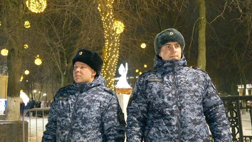 Росгвардейцы обеспечили общественный порядок во время открытия проекта «Киров — новогодняя столица России»