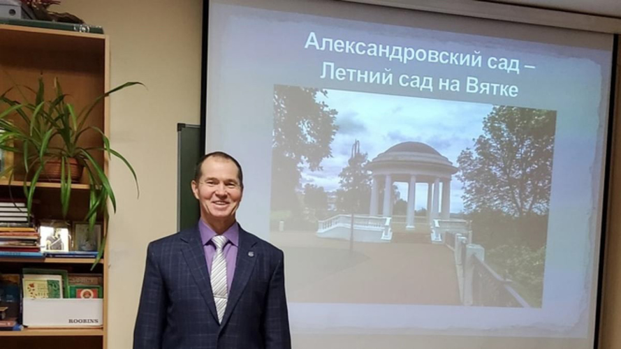 Ветеран Росгвардии Владимир Помаскин провел виртуальную экскурсию для ветеранов