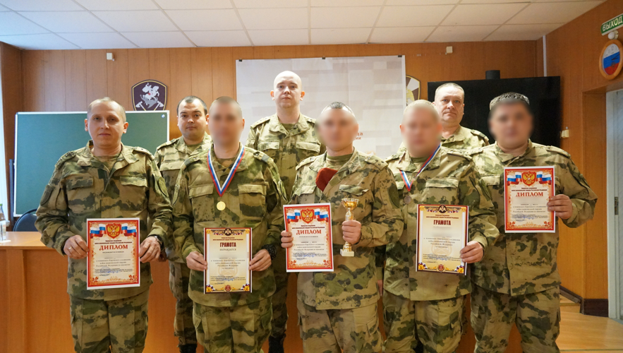 Кировчане стали призерами чемпионата Кировского соединения войск национальной гвардии РФ по шахматам