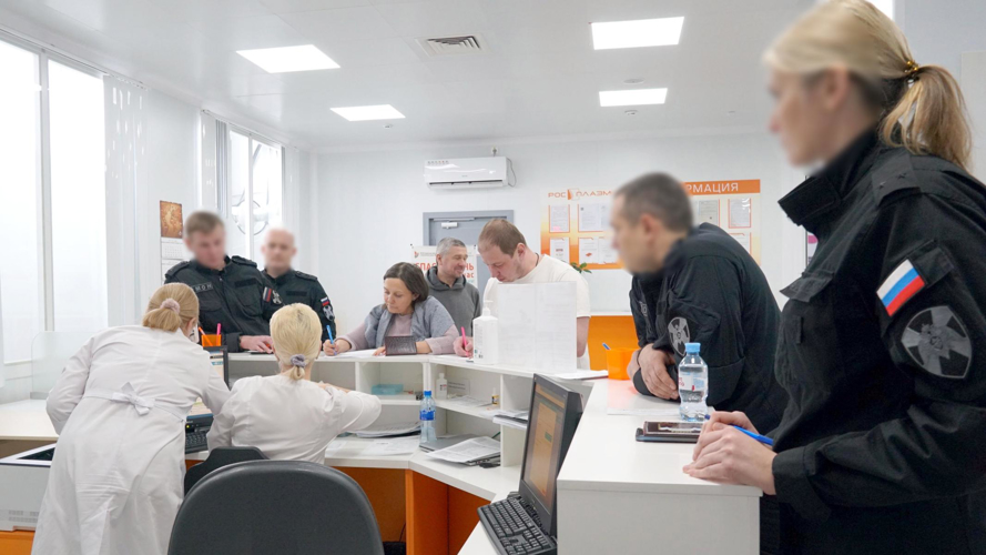 Сотрудники ОМОН "Вятич" присоединились к донорской акции "От сердца к сердцу"