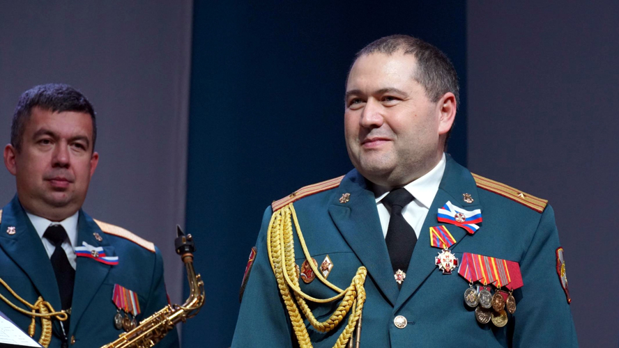 Оркестр Кировского соединения Росгвардии «Северная звезда» отмечает профессиональный праздник