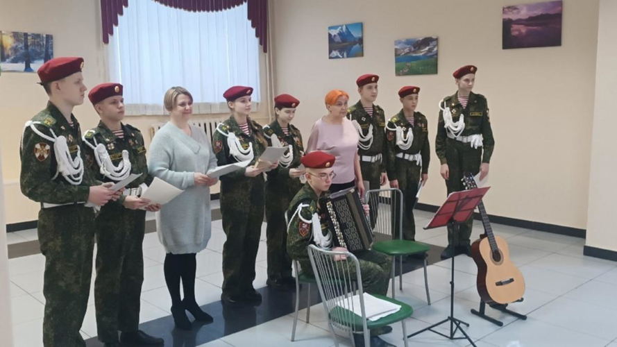 В Кирове кадеты школы № 10 подготовили концерт для военнослужащих Росгвардии