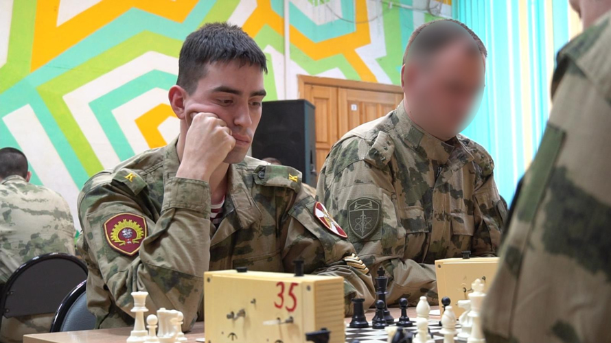 Кировчане стали призерами чемпионата Кировского соединения войск национальной гвардии РФ по шахматам