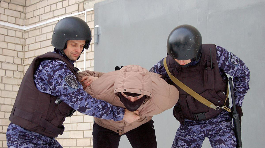 В Кирове росгвардейцы задержали подозреваемого в хулиганстве с газовым баллончиком