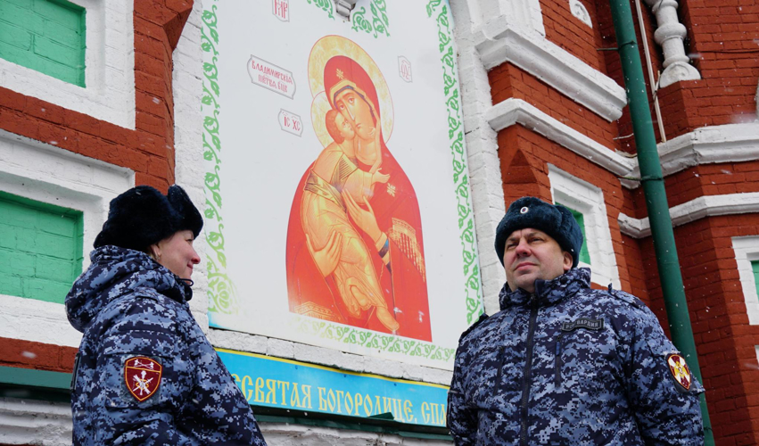 Сотрудники Росгвардии обеспечили общественный порядок в регионе в Вербное воскресенье