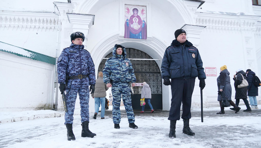 Сотрудники Росгвардии обеспечили общественный порядок в регионе в Вербное воскресенье