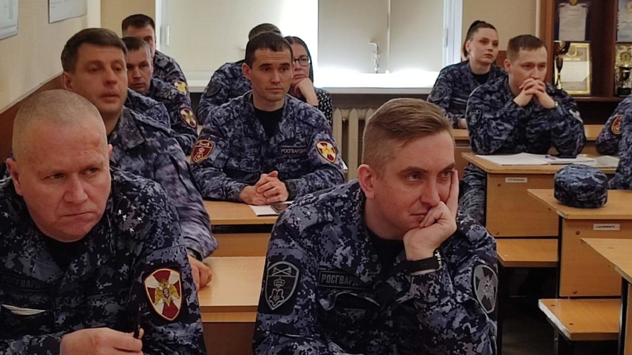 В Кирове подшефные подготовили концерт для росгвардейцев