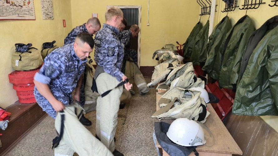 Учебный сбор пожарных расчетов прошел в Управлении Росгвардии по Кировской области