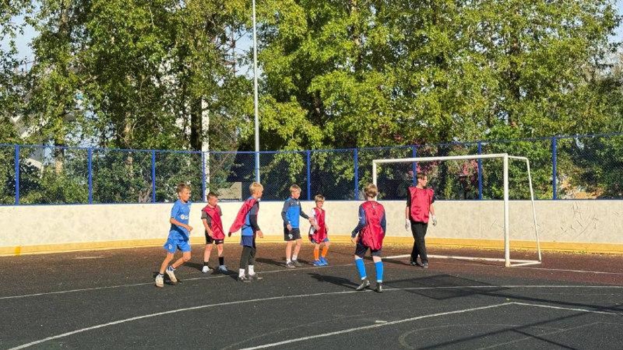 В Кирове дети росгвардейцев приняли участие в ежегодном кубке по футболу среди дворовых команд