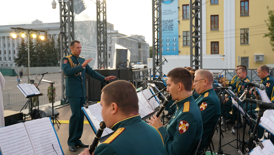 В Кирове прошли гастроли военного оркестра штаба Приволжского округа Росгвардии 