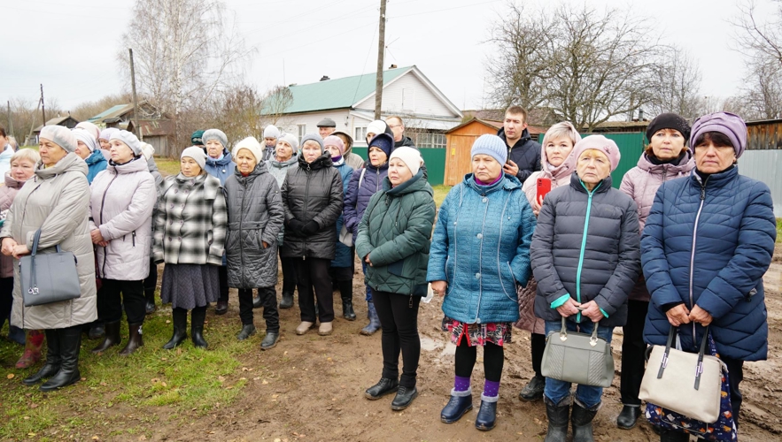 В Кировской области открыта мемориальная доска в честь геройски погибшего военнослужащего Росгвардии Александра Архипова