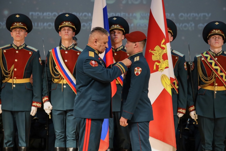 Приволжскому ордена Жукова округу Росгвардии – 45 лет