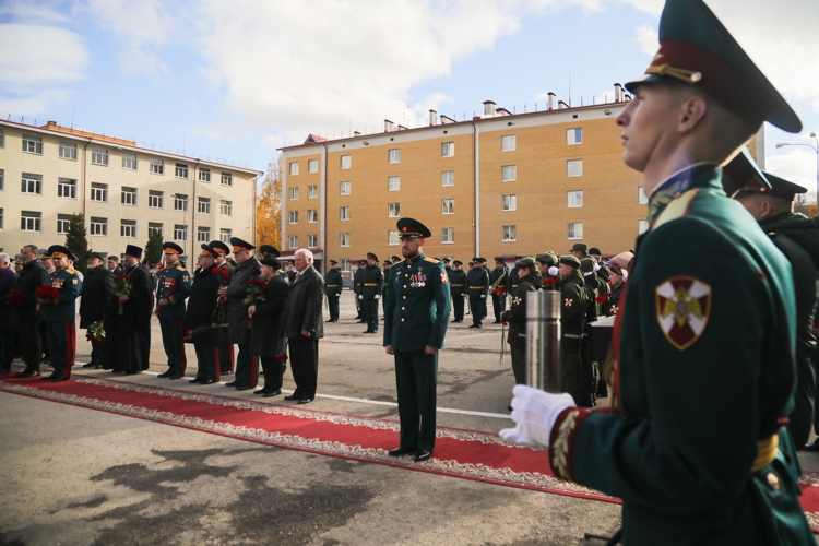 Приволжскому ордена Жукова округу Росгвардии – 45 лет