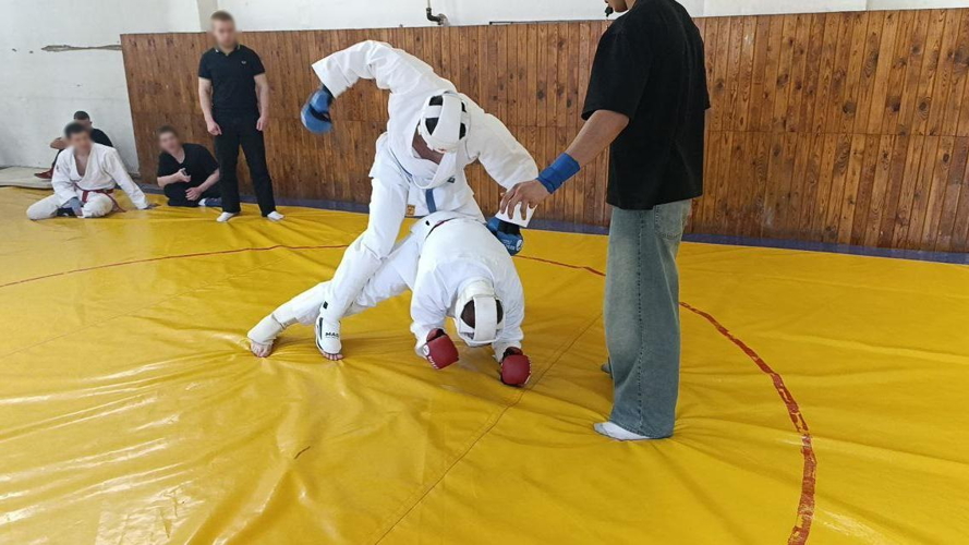  В Кирове прошел чемпионат Кировского соединения ВНГ РФ по рукопашному бою 