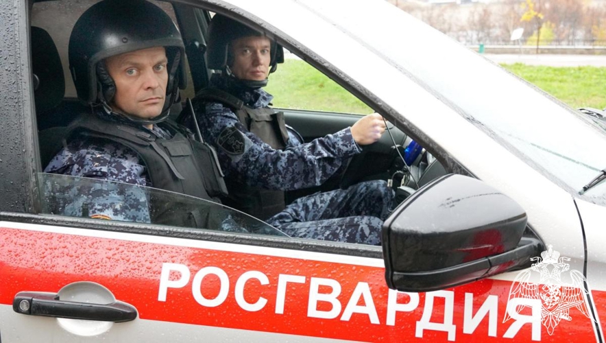 Сотрудники вневедомственной охраны пресекли случаи хулиганства в кафе и медучреждении 