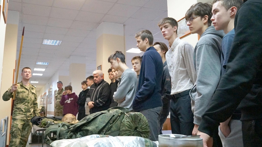 В Кировском соединении Росгвардии состоялся День призывника