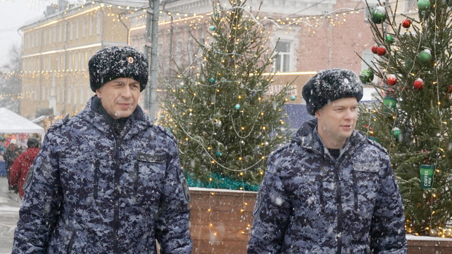 Росгвардейцы обеспечили безопасность участников церемонии открытия зимней прогулочной Спасской