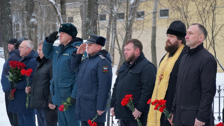 Росгвардейцы приняли участие в акции «Помяни нас, Россия»
