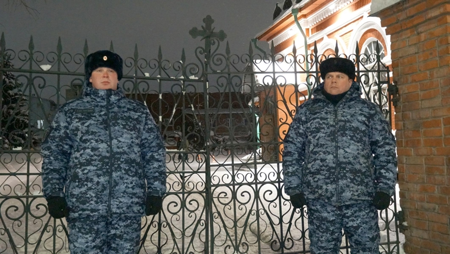 В Кировской области росгвардейцы приняли участие в охране общественного порядка в Рождество