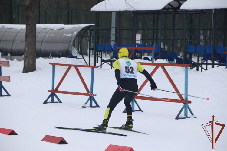 Кировские росгвардейцы стали призерами чемпионата Приволжского округа по военно-спортивному многоборью