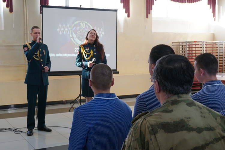 Кировский военный оркестр Росгвардии в преддверии юбилея ведомства подготовил концерт для защитников Отечества