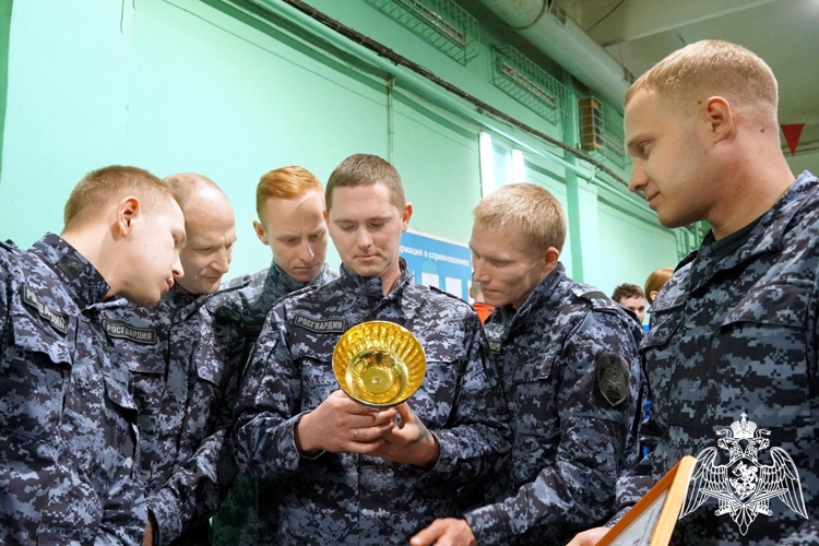 Росгвардейцы — призеры «Кубка Вятки-2026» по пожарно-спасательному спорту