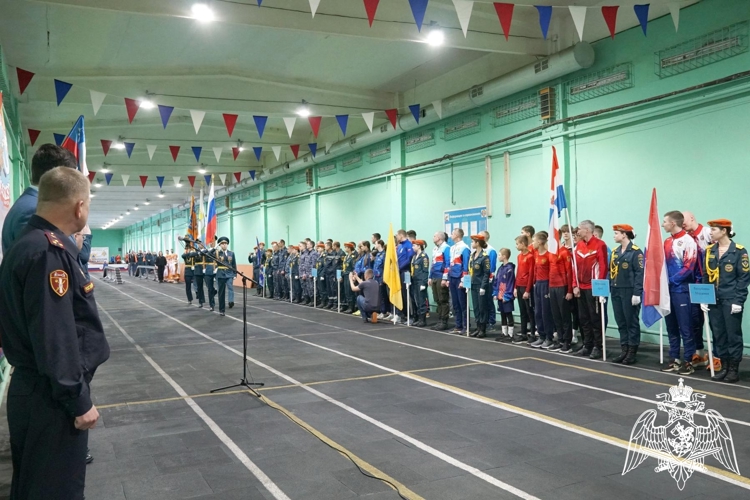 Росгвардейцы — призеры «Кубка Вятки-2026» по пожарно-спасательному спорту