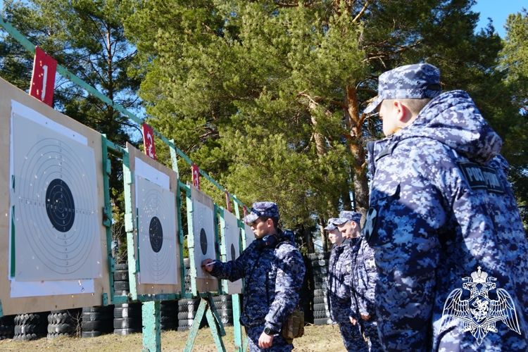 В Кирове состоялся чемпионат Управления вневедомственной охраны Росгвардии по стрельбе из боевого ручного стрелкового оружия
