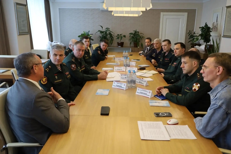 Руководители пресс-служб округов Росгвардии встретились в Казани