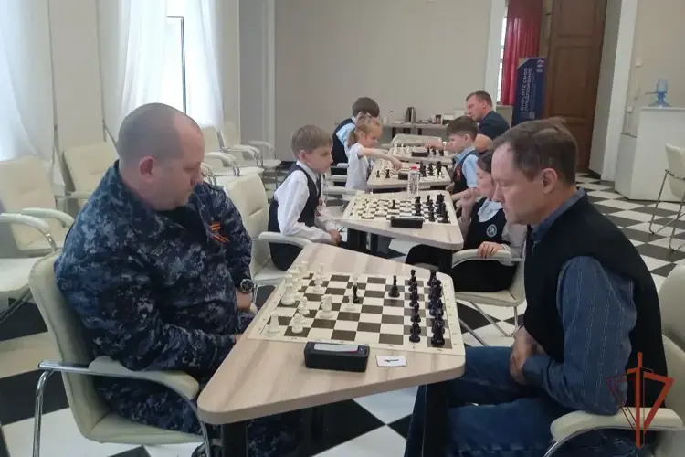 Сын росгвардейца стал призером шахматного турнира «Ход Победы»