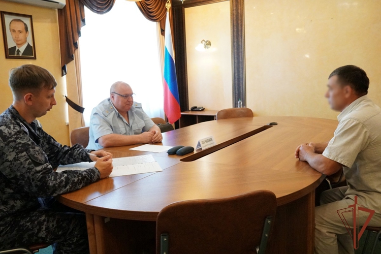 Начальник Управления Росгвардии по Кировской области генерал-майор полиции Дмитрий Пушкин провел личный прием граждан
