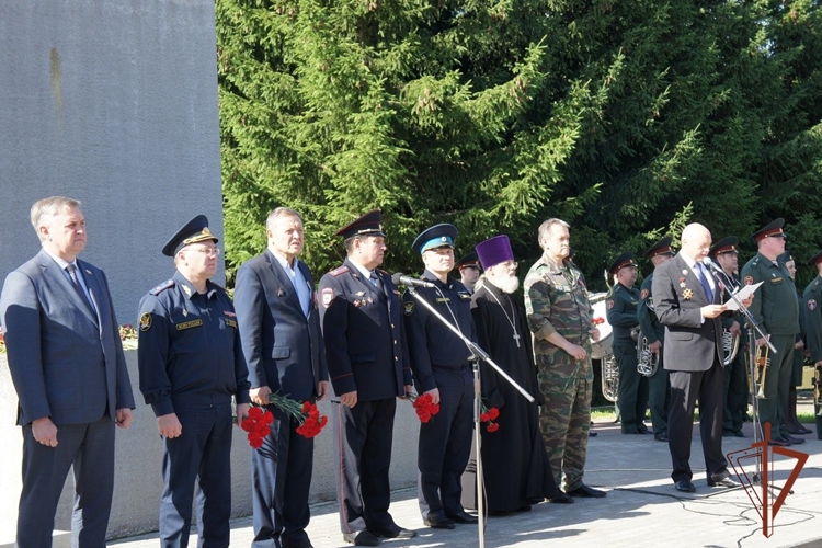В День ветеранов боевых действий кировские росгвардейцы почтили память погибших товарищей