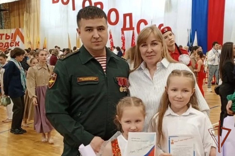 В Кирове семья военнослужащего Росгвардии победила в конкурсе регионального слета юных натуралистов 