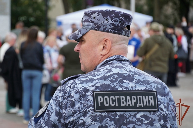 Росгвардейцы задержали хулигана, находящегося в розыске за угон