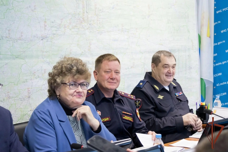 В Кирове росгвардейцы приняли участие во всероссийской штабной тренировке по гражданской обороне 